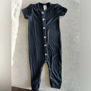 Kate Quinn bamboo romper 6-12 months